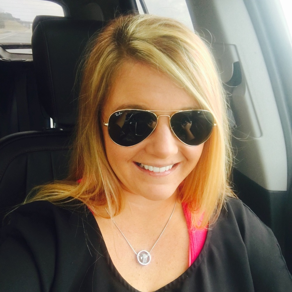 Meet your Posher, Crystal